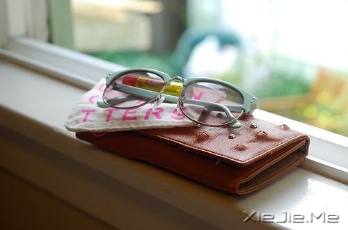 早安心语:踉踉跄跄的受伤,跌跌撞撞的坚强 (3)