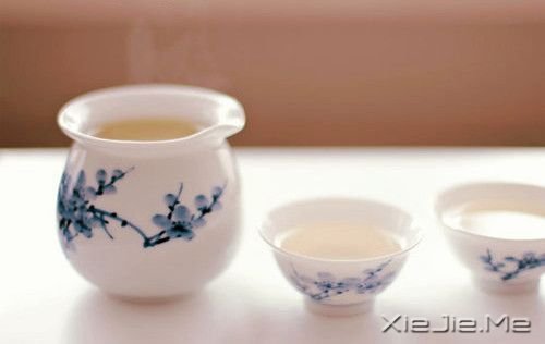 晚安心语:有一种想念,叫避而不见 (1)